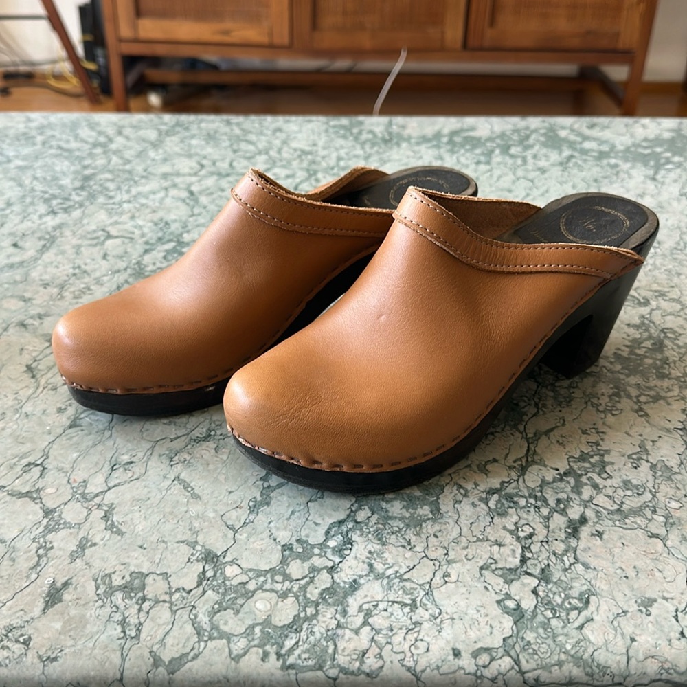 No. 6 Old school clogs